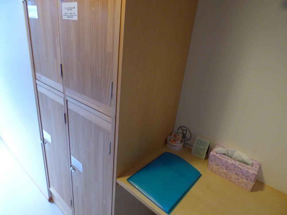 Hyakumanben Cross Hostel Kyōto
